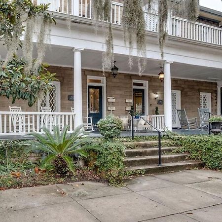 Comfortable Escape In Historic Downtown Саванна Екстер'єр фото