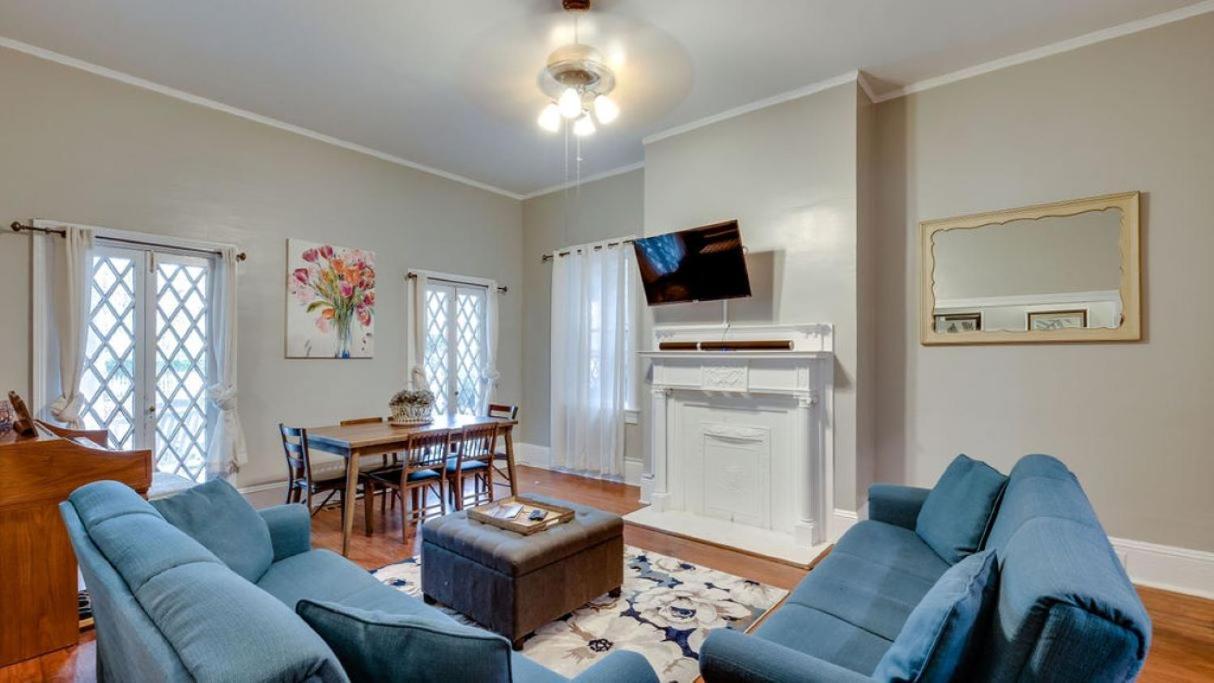 Comfortable Escape In Historic Downtown Саванна Екстер'єр фото