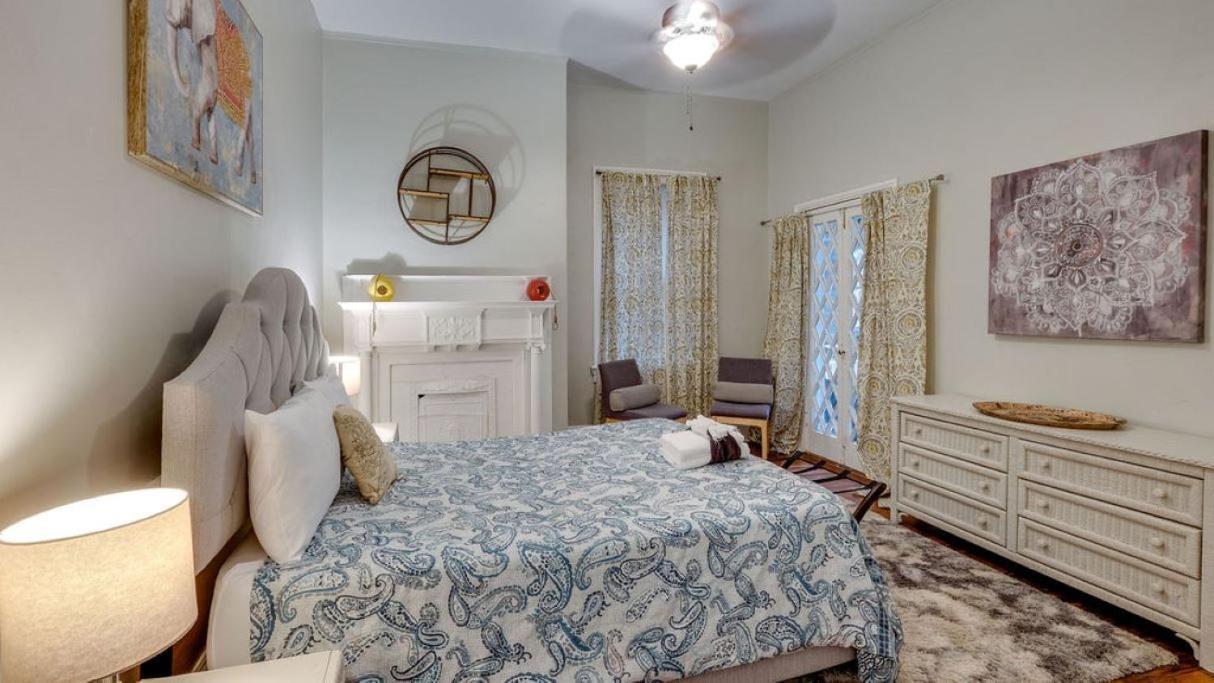 Comfortable Escape In Historic Downtown Саванна Екстер'єр фото